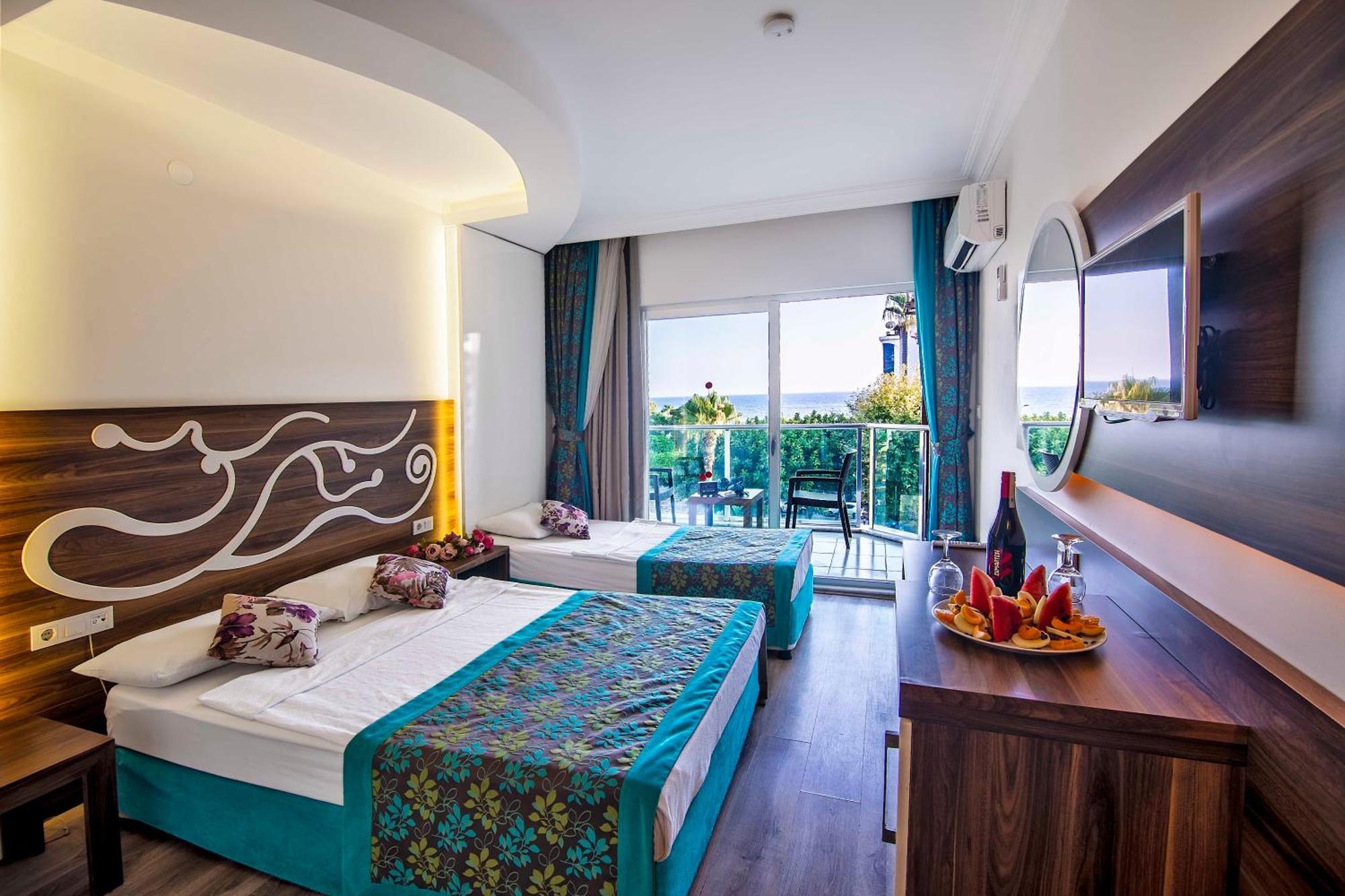 Kleopatra blue hawai hotel Alanya Bagian luar foto